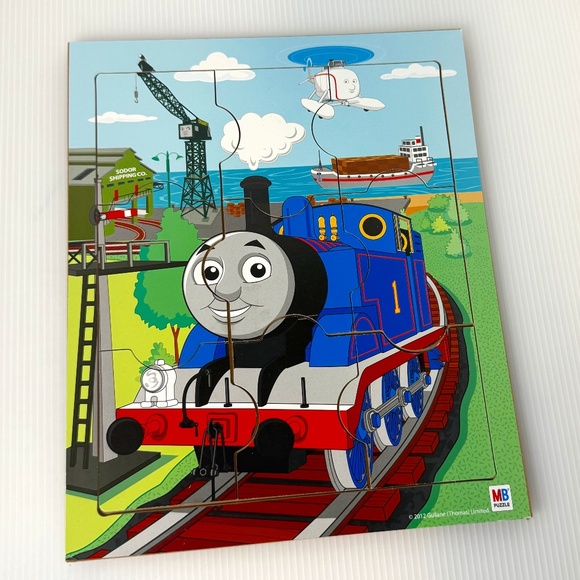 Thomas The Tank Engine Train And Friends 9 Piece Wood Board Tray Puzzle MB - Picture 1 of 7